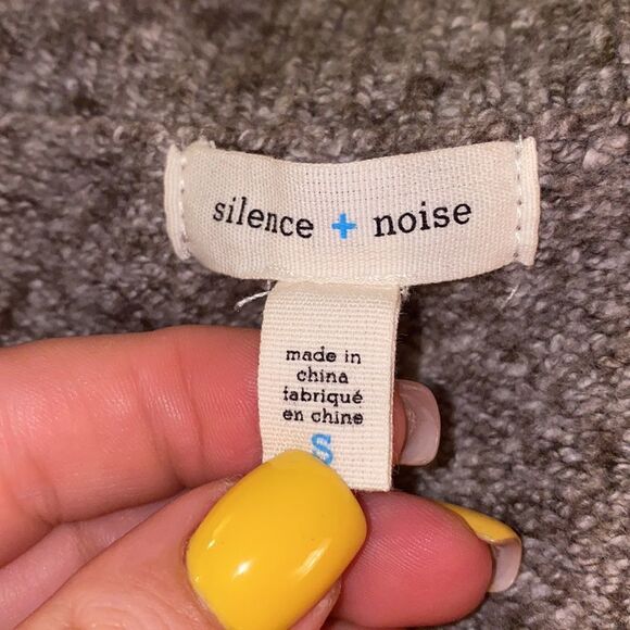 ✨ Urban Outfitters silence & noise open front wrap✨ - Picture 5 of 7